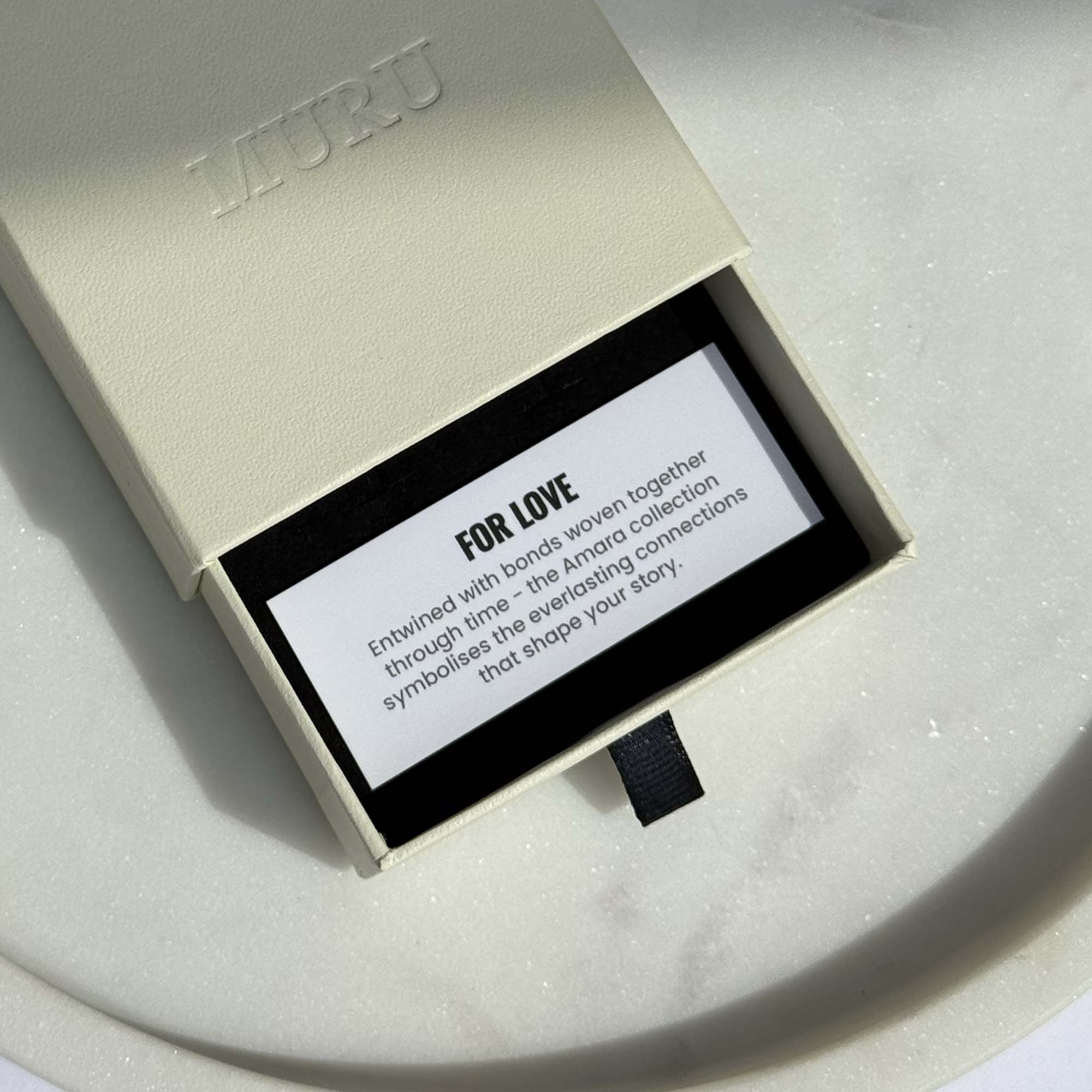 Amara Cord Necklace Gold - Image 6