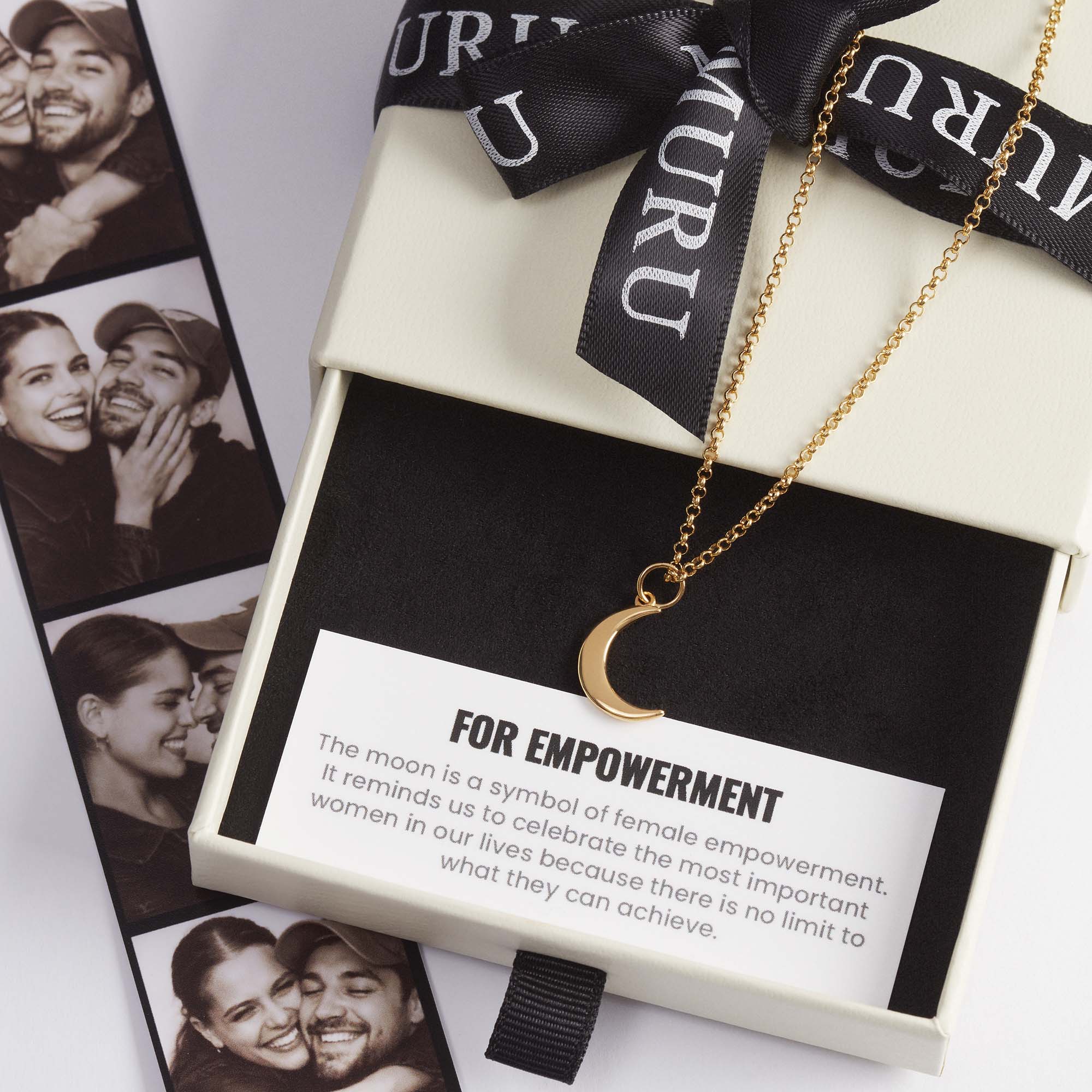 Mini Crescent Moon Necklace Silver - Image 5