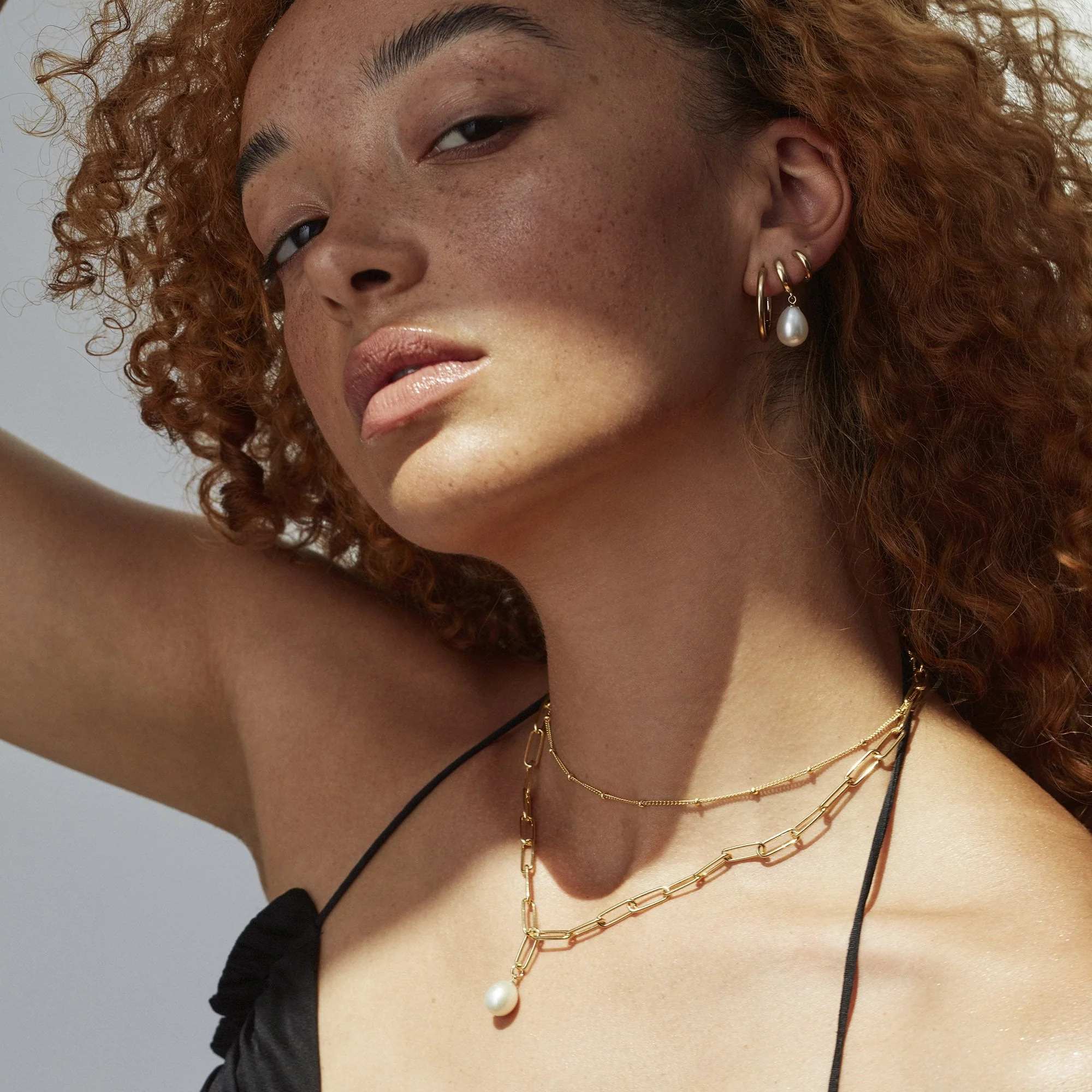 Freshwater Pearl Paperclip Necklace Gold - Image 3