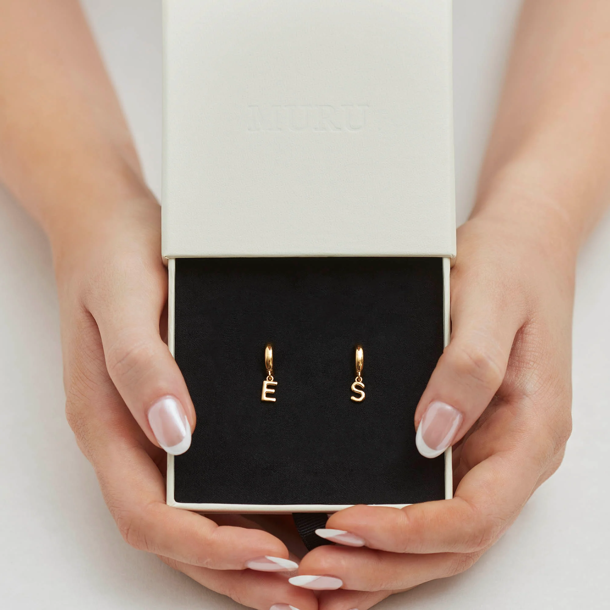 Love Letter Hoops Gold - Image 8